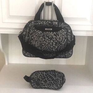TAG Carryon Bag with Bonus